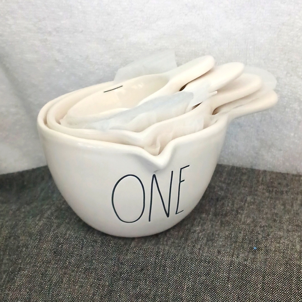 Rae Dunn measuring cups with handles